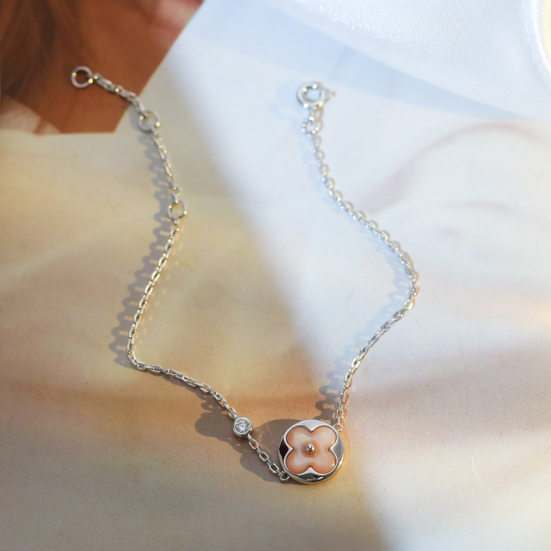 [Star Jewelry]SUN MOTIF PINK MOP SILVER BRACELET