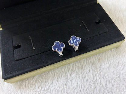 [Star Jewelry]CLOVER PIETERSITE MEDIUM STUD EARRINGS