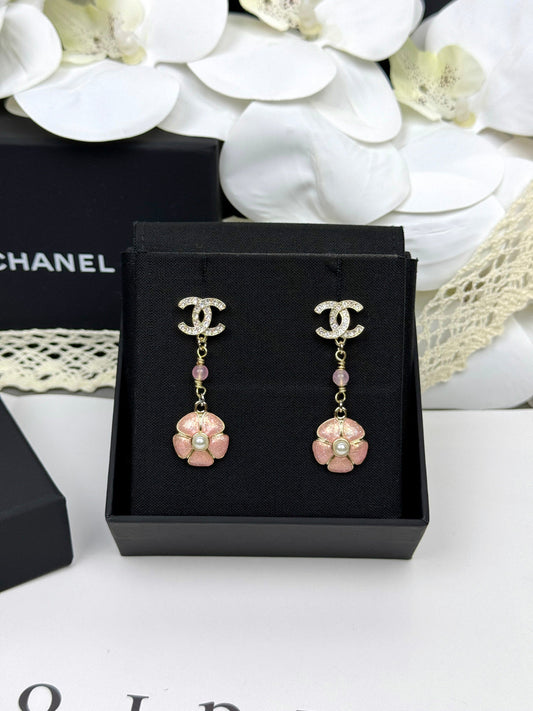 [Star Jewelry]26C Pink Camellia Enamel Pendant with Double C Earrings