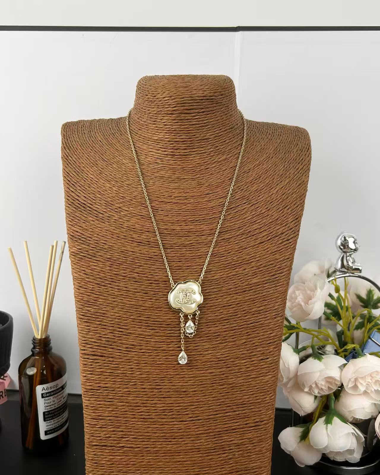 [Star Jewelry]Cloud Pearl Mother-of-Pearl Diamond Chain Pendant Necklace