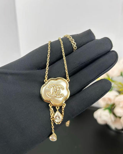 [Star Jewelry]Cloud Pearl Mother-of-Pearl Diamond Chain Pendant Necklace