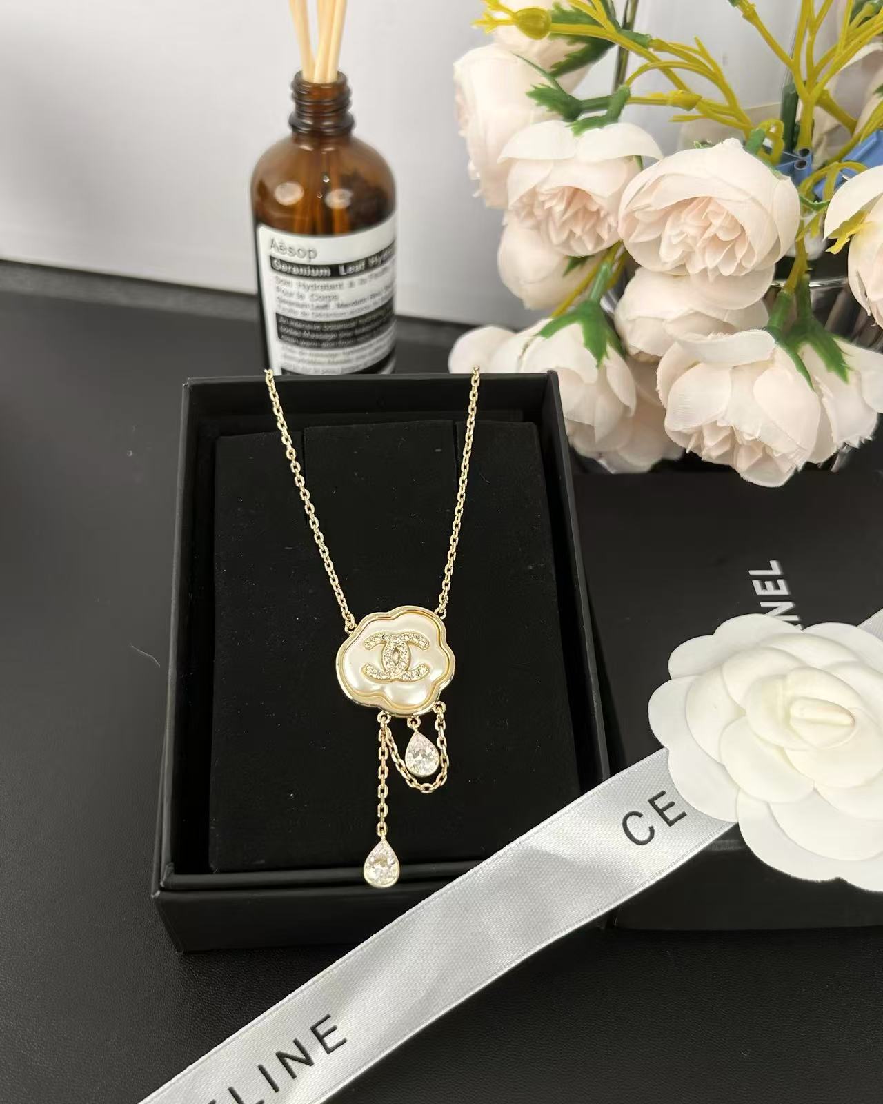 [Star Jewelry]Cloud Pearl Mother-of-Pearl Diamond Chain Pendant Necklace