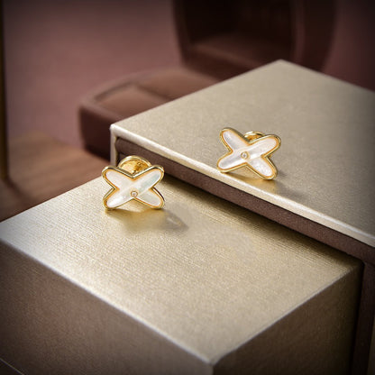 [Star Jewelry]JEUX DE WHITE MOP GOLD DIAMOND EARRINGS