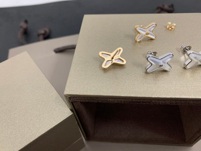 [Star Jewelry]JEUX DE WHITE MOP SILVER DIAMOND EARRINGS