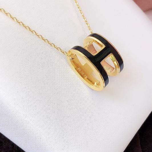 [Star Jewelry]HM CLIC BLACK ENAMEL GOLD NECKLACE