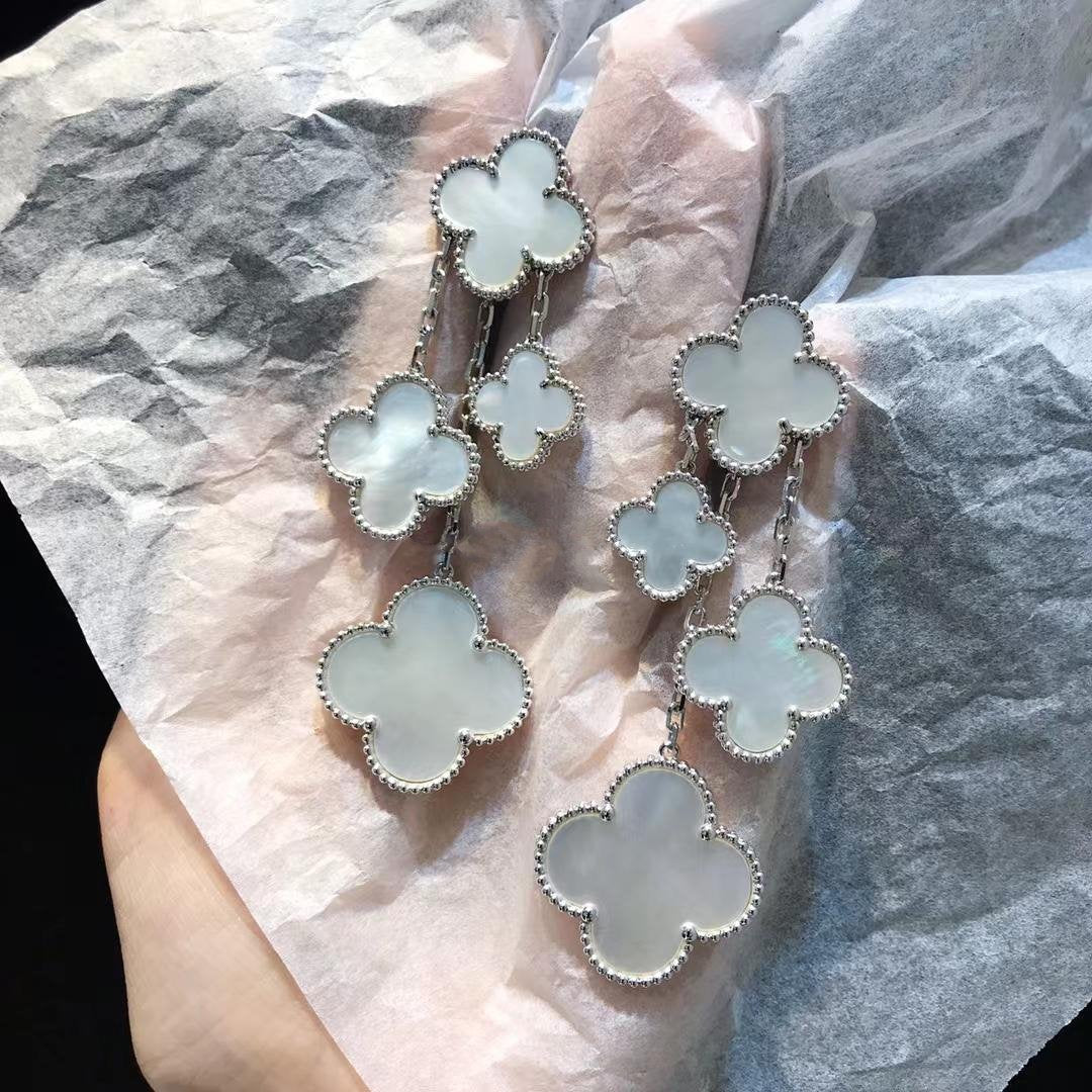 [Star Jewelry]CLOVER EARRINGS WHITE MOP 4 MOTIFS SILVER